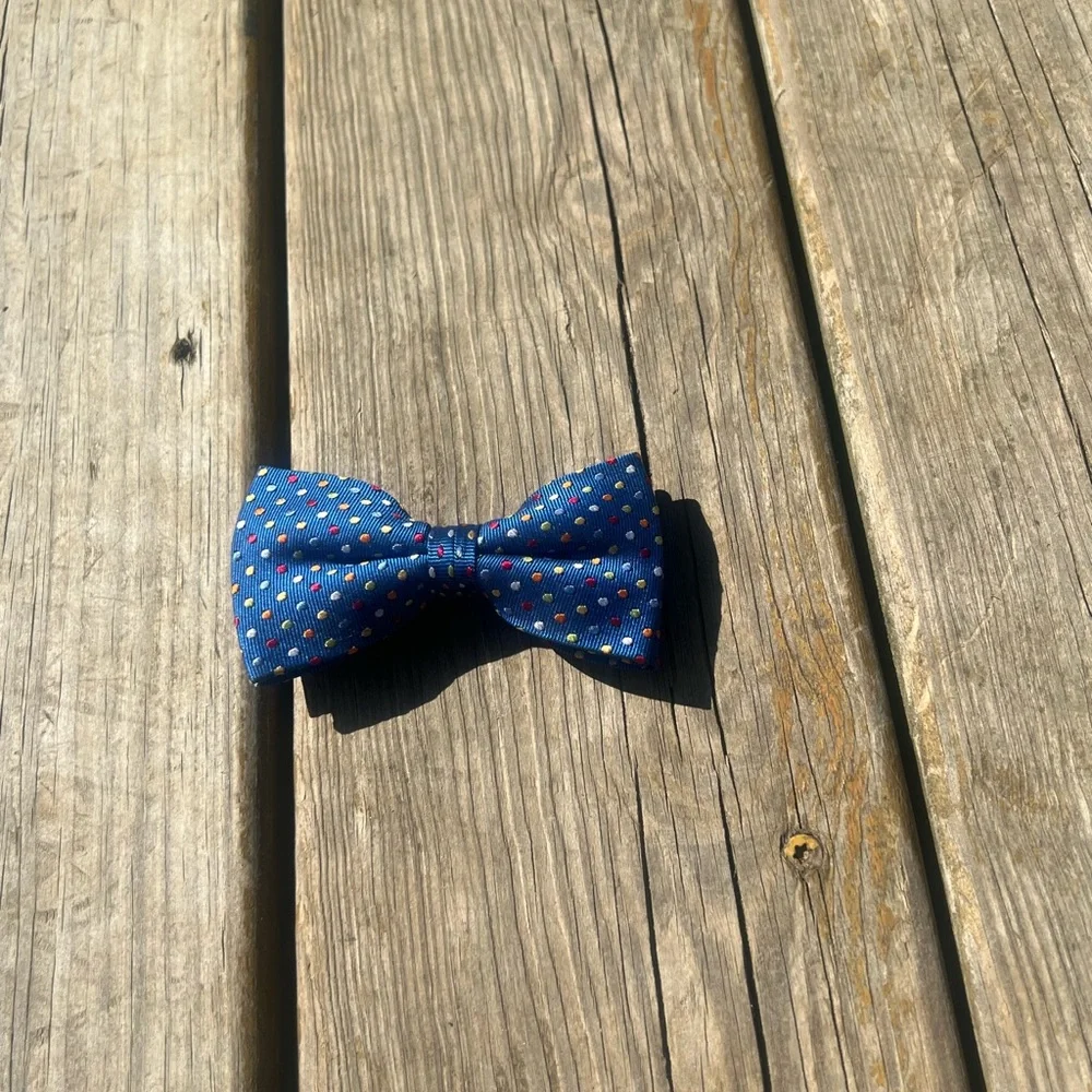 EUC Talbots Boys Blue Polka Dot Clip Bow Tie